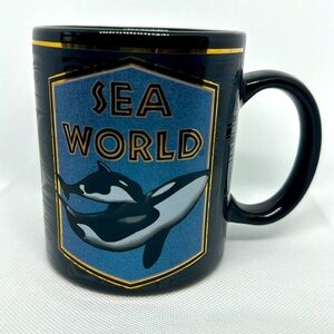 Linyi Sea World mug, coffee cup Mom and Baby Orcas black & gold